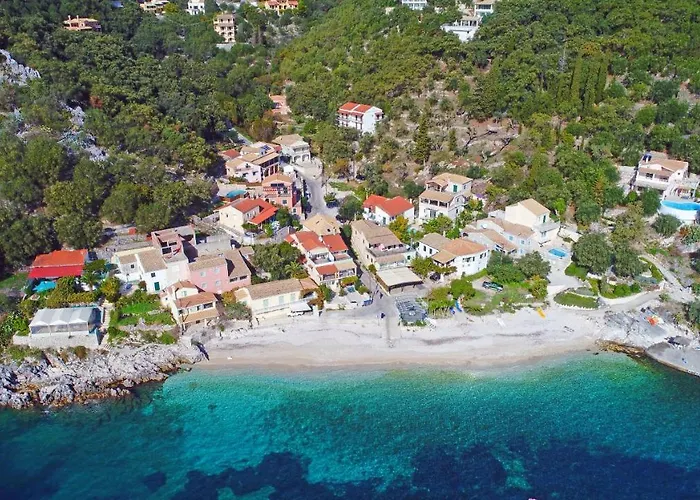 Sea Front Alexandra Апартаменты Ниссаки
